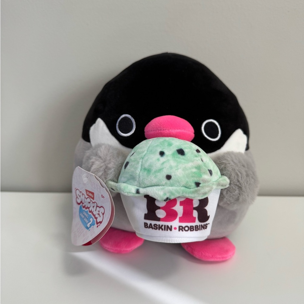 Zuru Snackles Penelope Penguin Plush Baskin-Robbins Ice Cream 8" Series 2